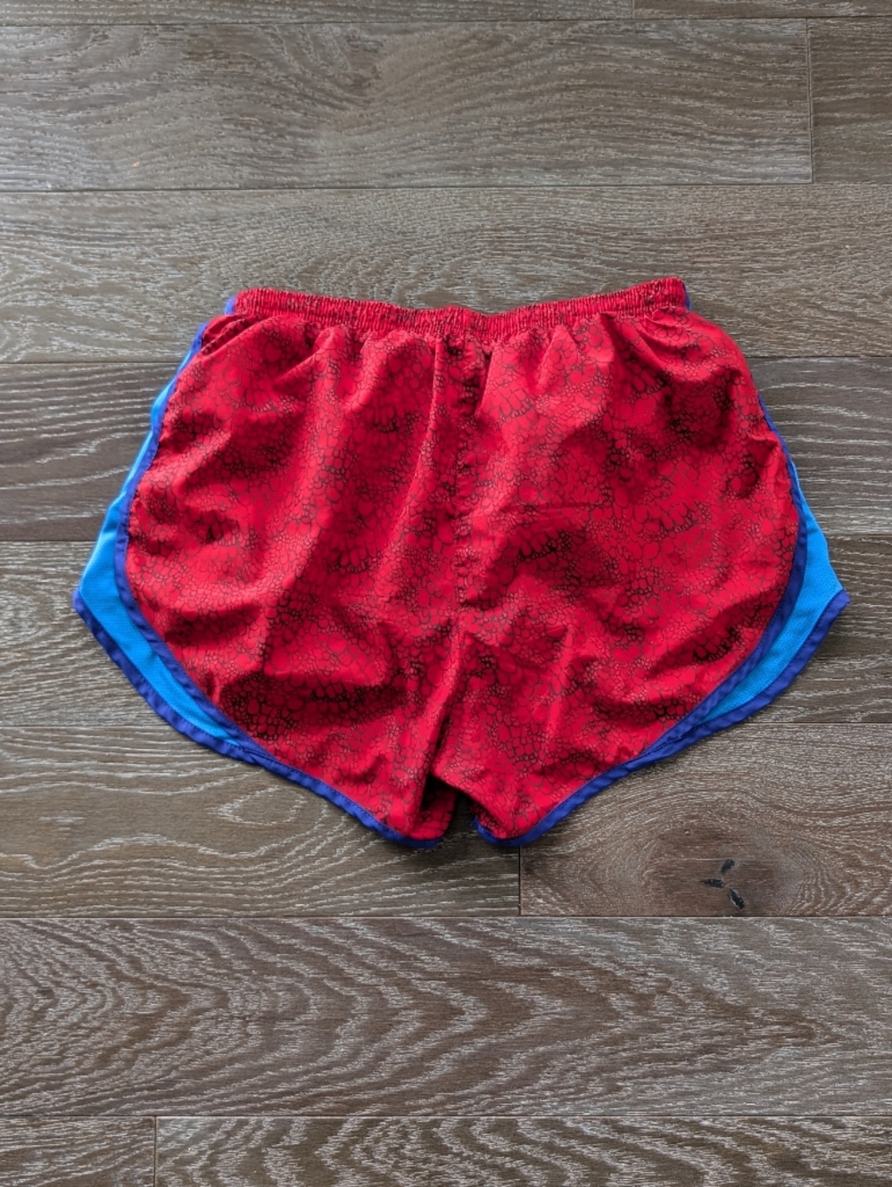 Nike Women's Tempo Red and Blue Running Shorts Size Medium - Picture 3 of 3